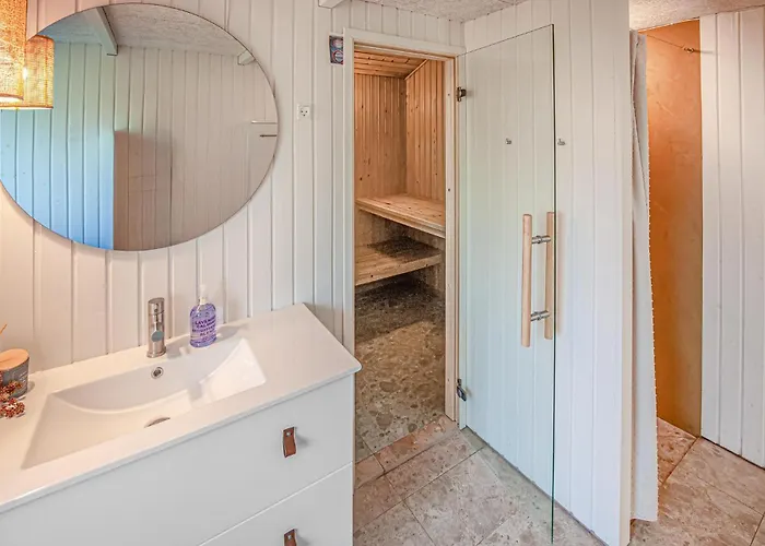 Holiday home Awesome In With Sauna Bindslev